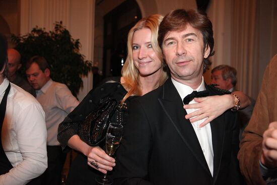 Valery Syutkin with his wife