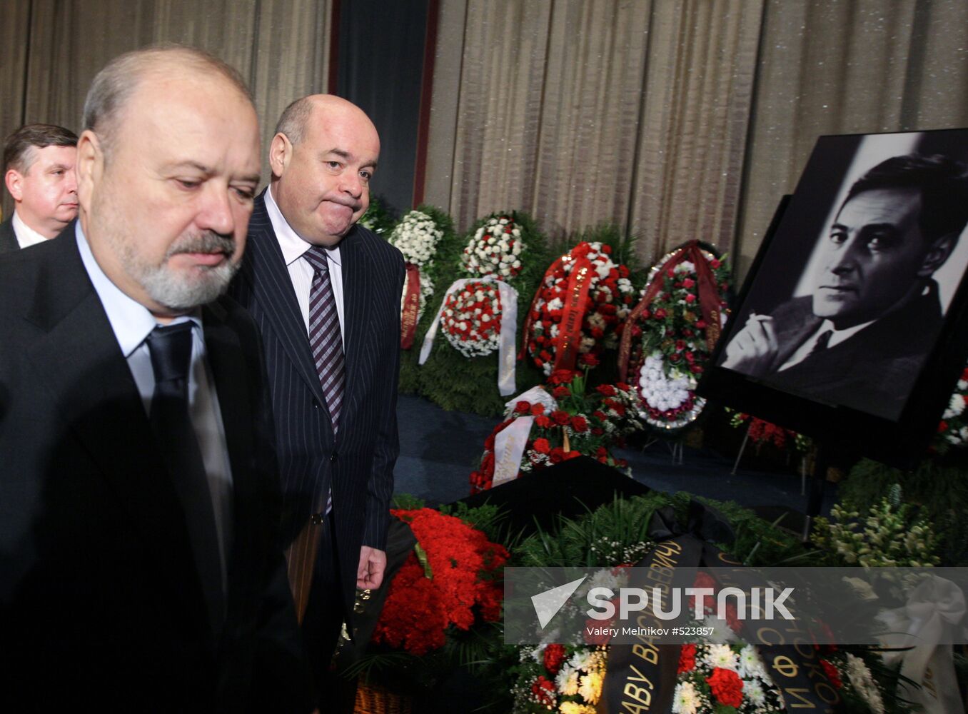 Vladimir Malyshev, Mikhail Shvydkoi