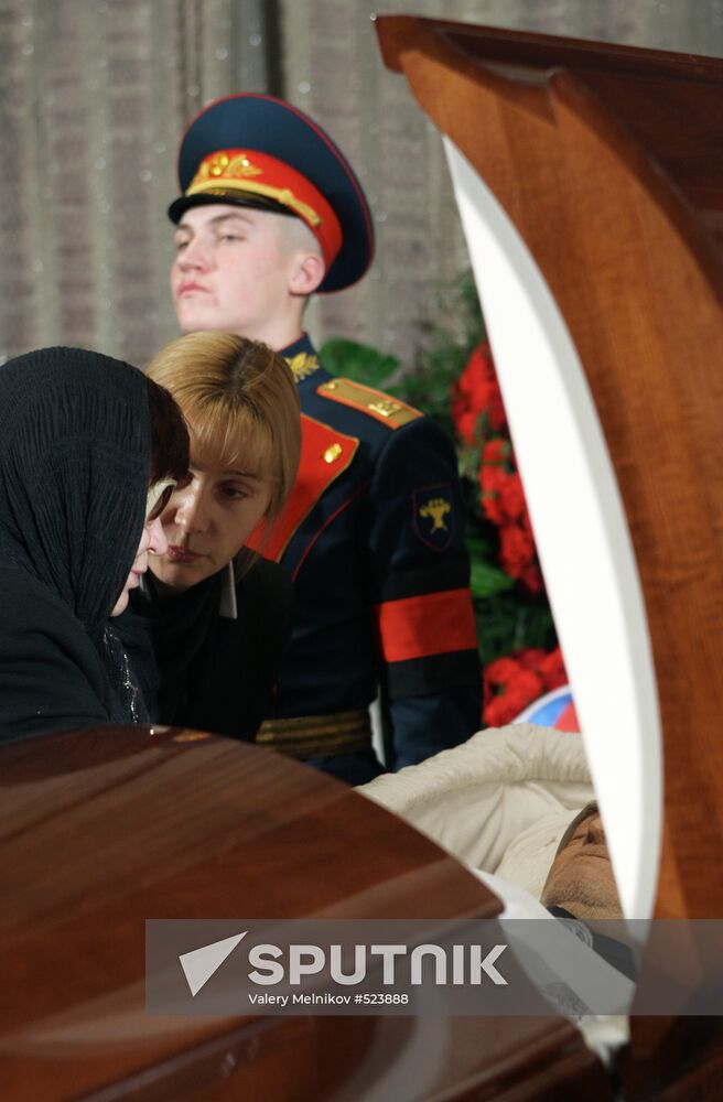 Paying last respects to actor Vyacheslav Tikhonov