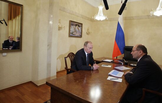 Vladimir Putin meets with Alexander Misharin