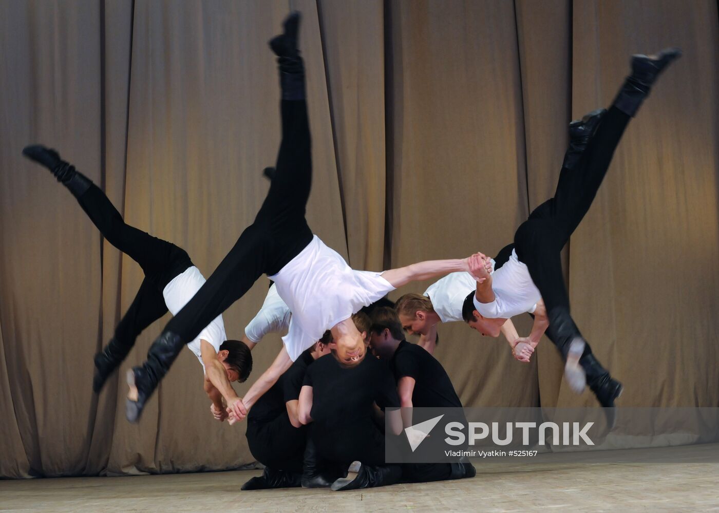 "The Road to Dance" class-concert