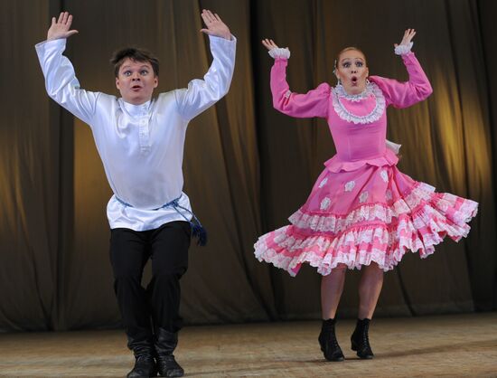 Russian dance Venzelya
