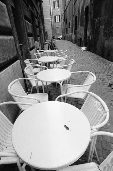 A street cafe in Rome