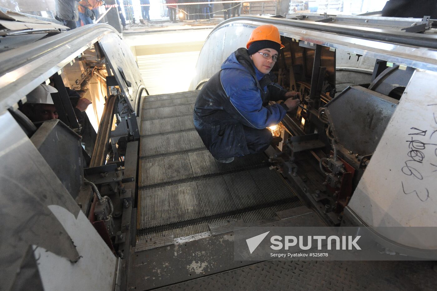 Volokolamskaya subway station construction