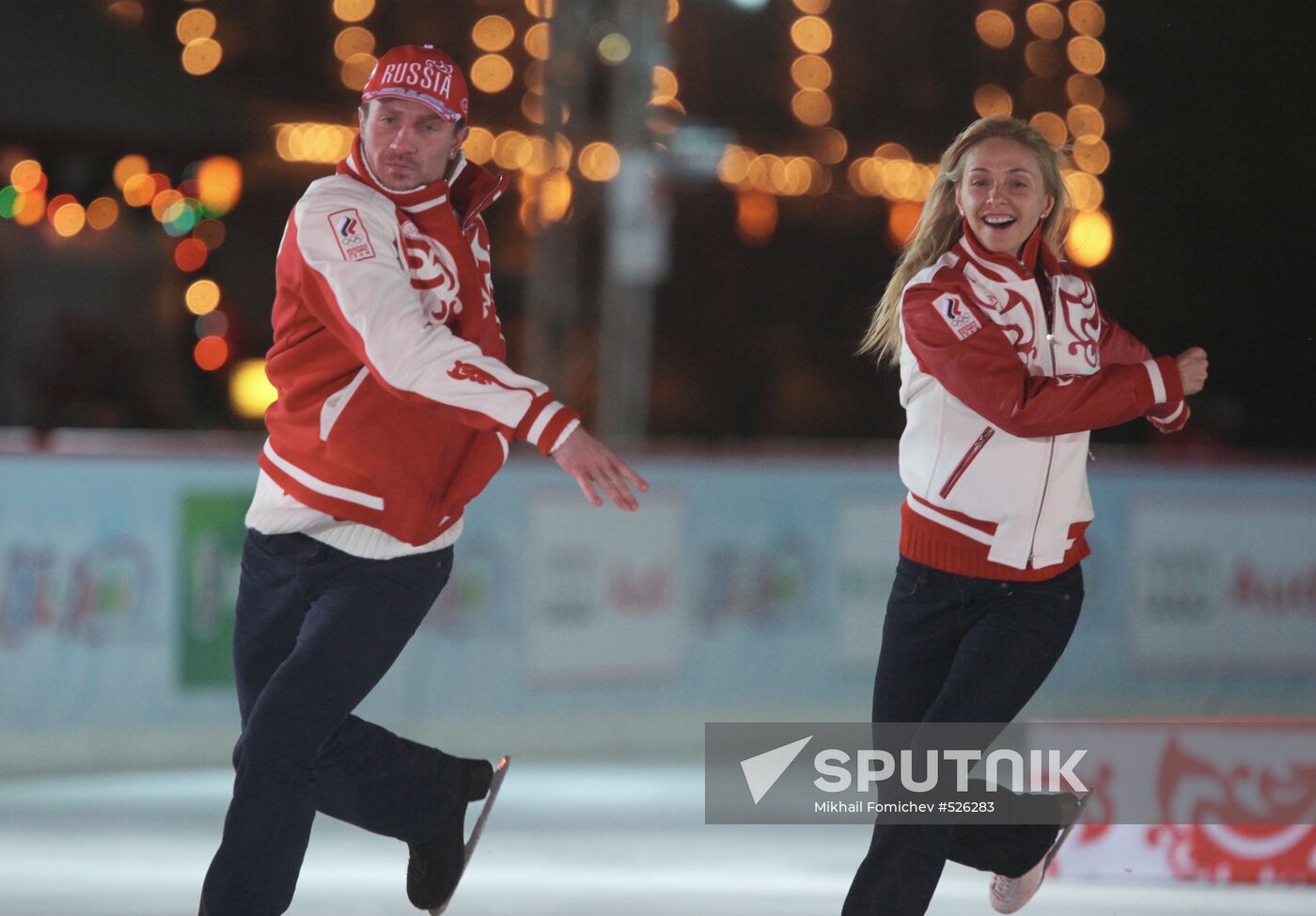 Tatyana Navka and Roman Kostomarov
