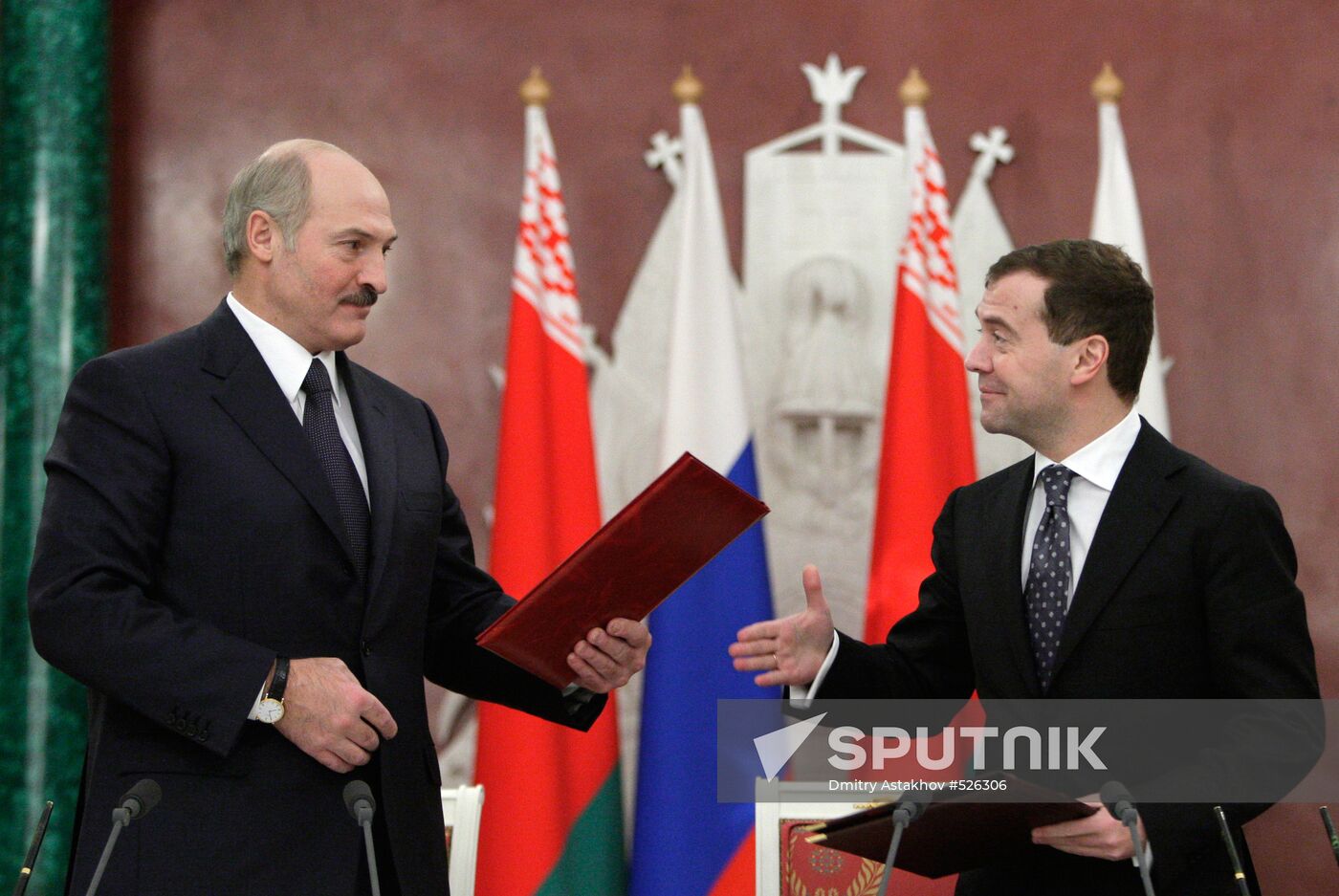 Presidents of Russia and Belarus sign Declaration