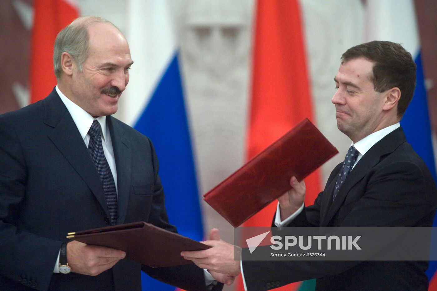 Russian, Belarus presidents sign declaration