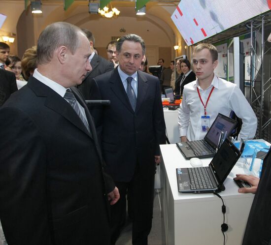 Vladimir Putin visits a youth innovation convent