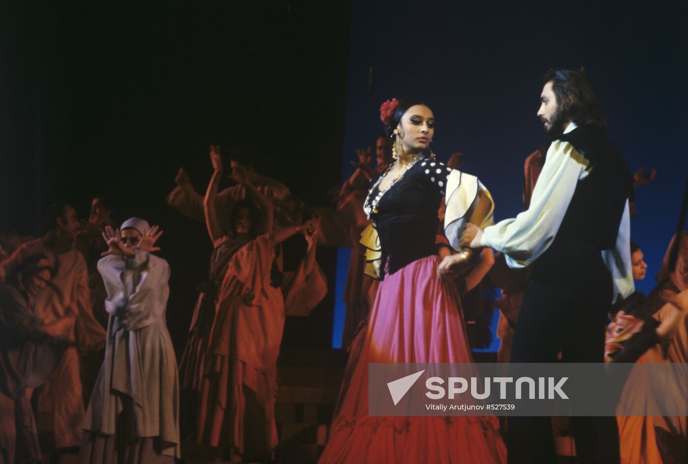 Actors Svetlana Yankovskaya and Igor Krikunov