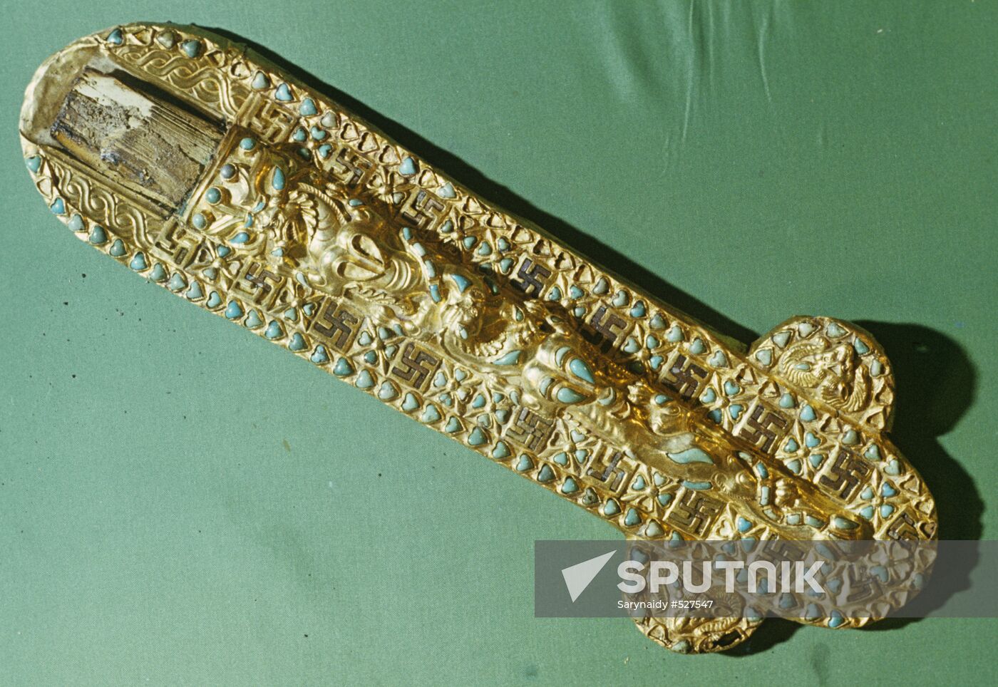 Golden sheath