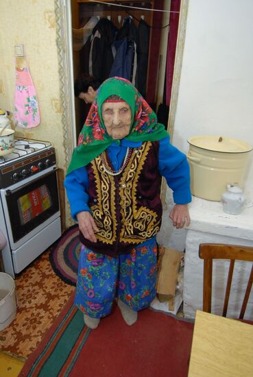 119-year-old Khabibamal Khametova, Urals' oldest resident