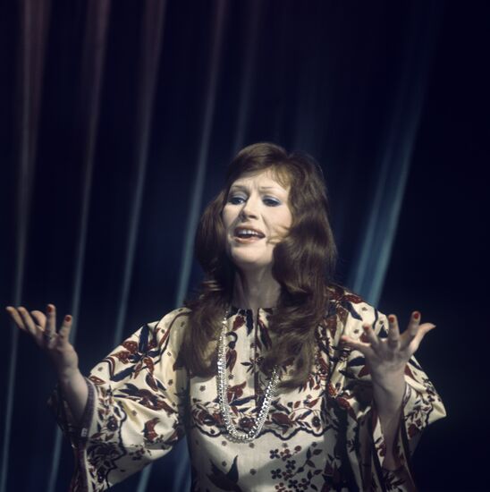Alle Pugacheva