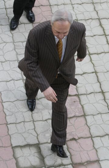 Sergei Bagapsh sweeps Abkhaz presidential election