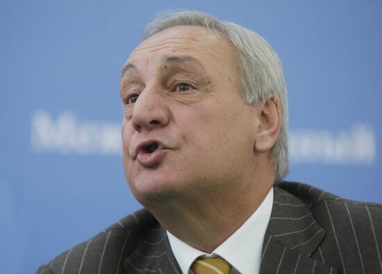 Sergei Bagapsh sweeps Abkhaz presidential election