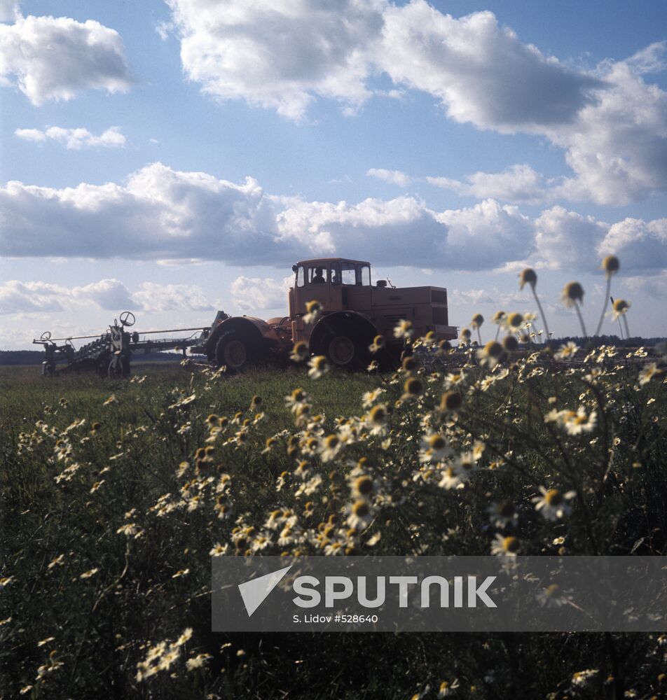Tractor