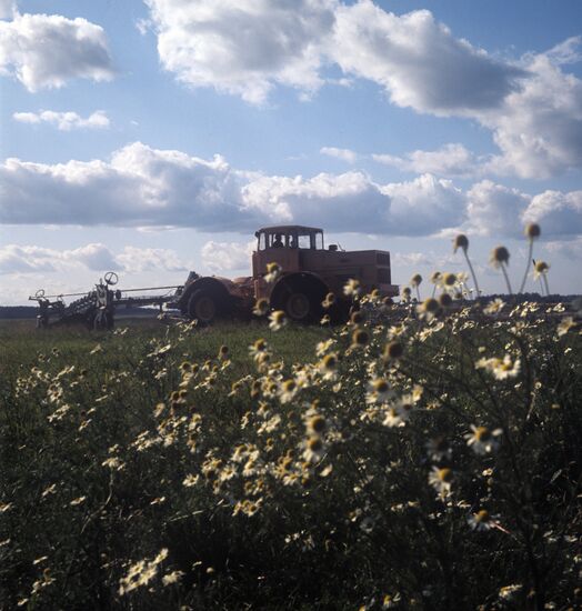 Tractor