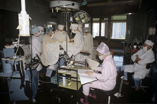 Surgical unit