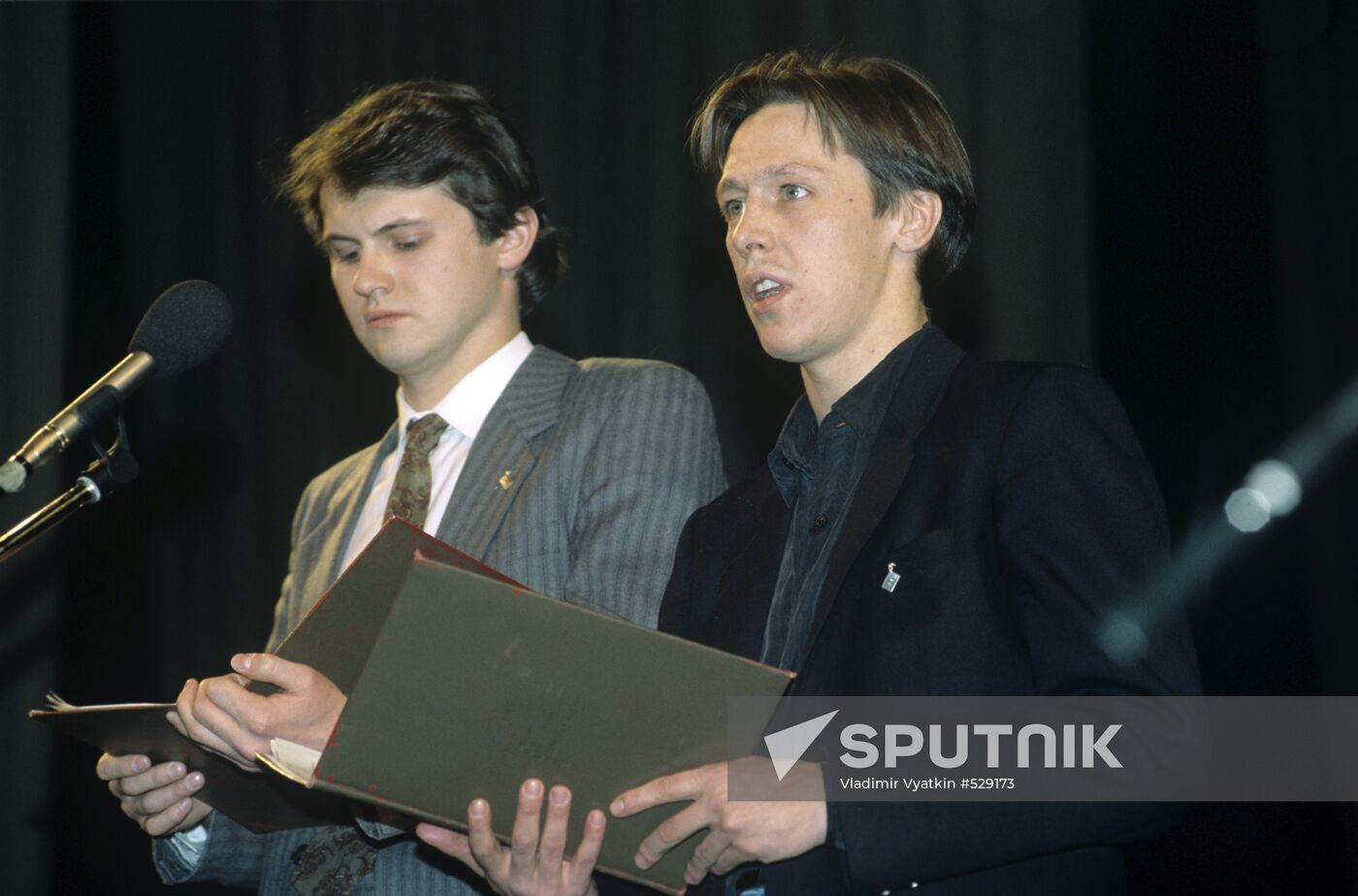 Vyacheslav Nevinny and Mikhail Yefremov