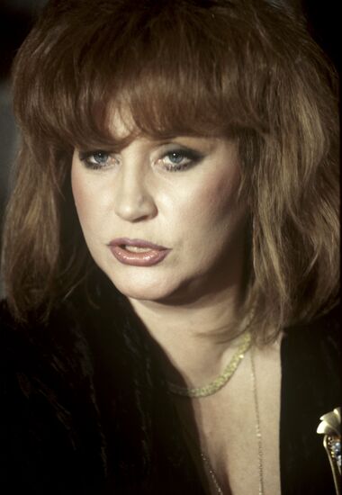 Alla Pugacheva