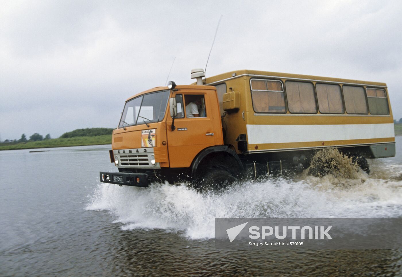 "KamAZ 43101" haulage truck