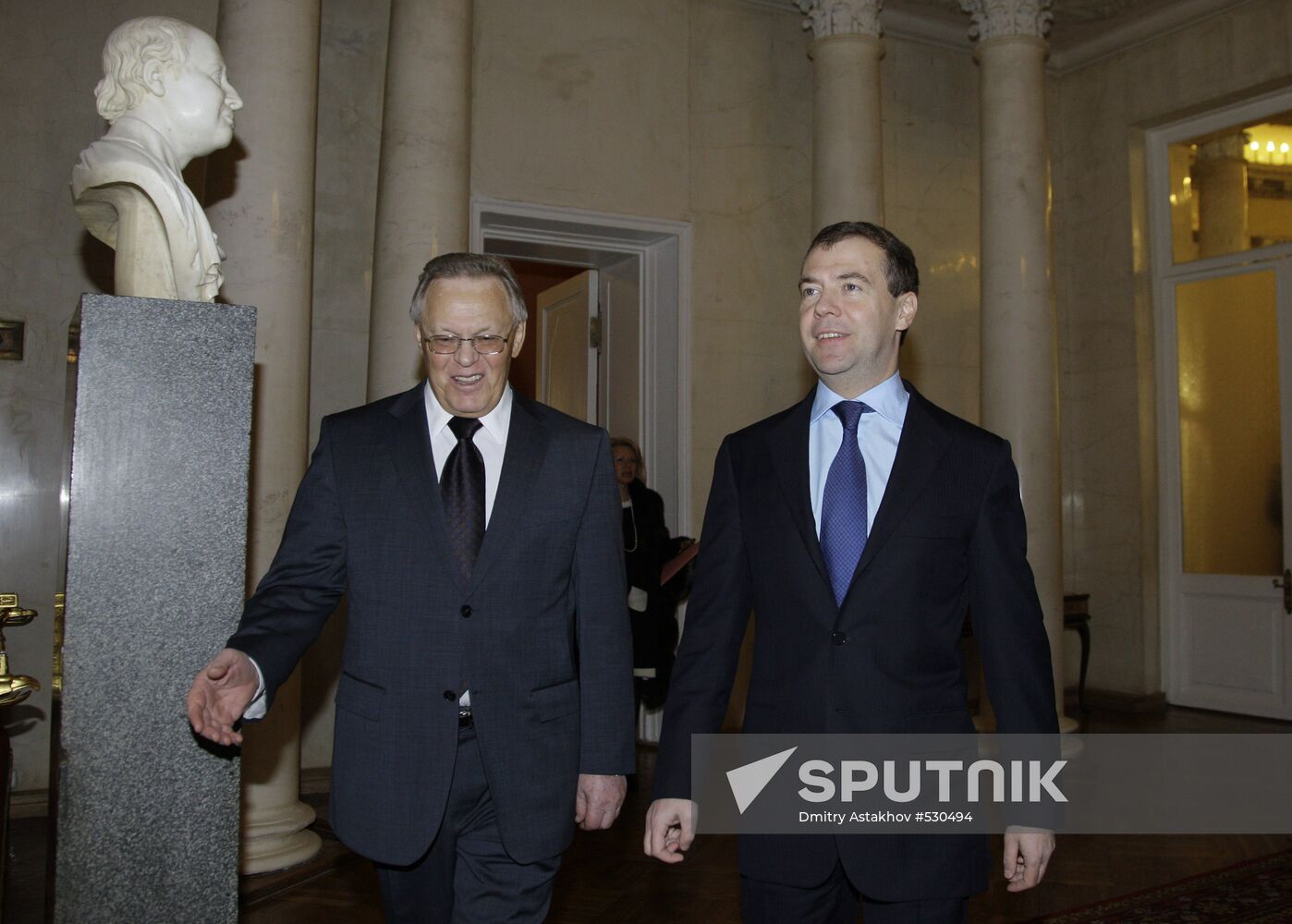 Dmitry Medvedev meets with Academy of Sciences Administration