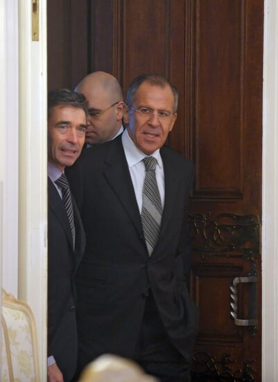 Lavrov-Rasmussen meeting