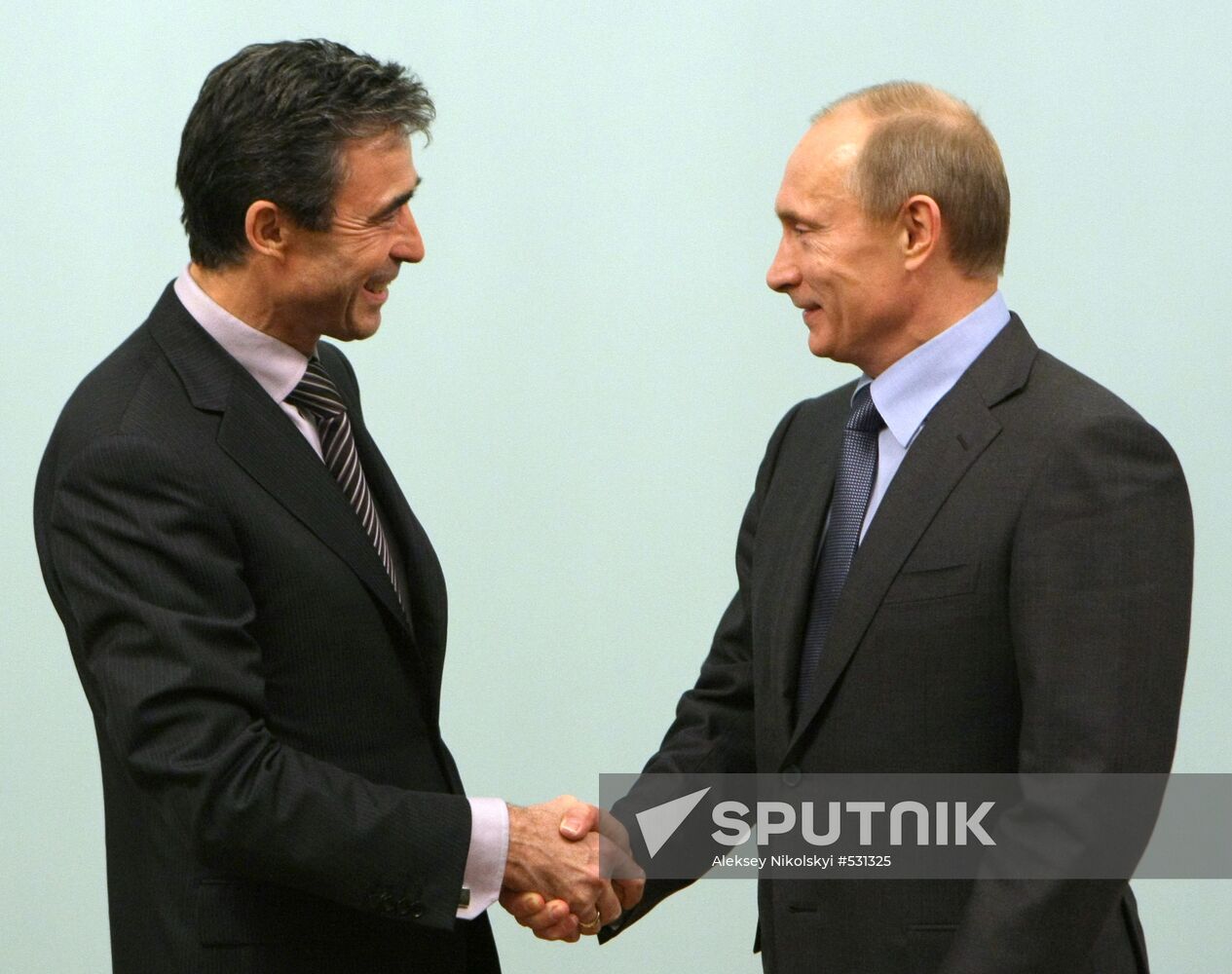 Vladimir Putin meets with Anders Fogh Rasmussen