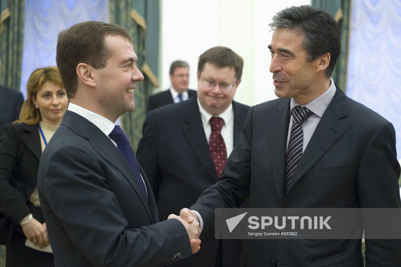 Dmitry Medvedev meets with Anders Fogh Rasmussen