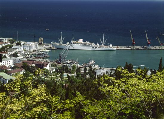 The Yalta merchant seaport