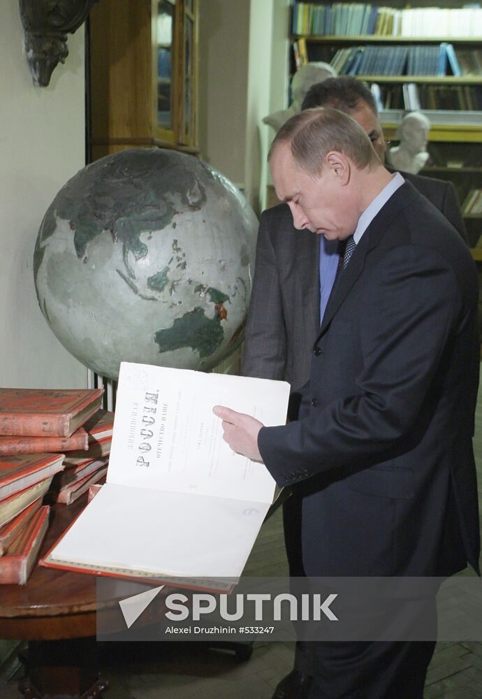 Prime Minister Vladimir Putin visits St.Petersburg