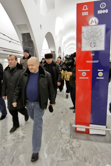 Train launched along undeground's Strogino-Mitino span