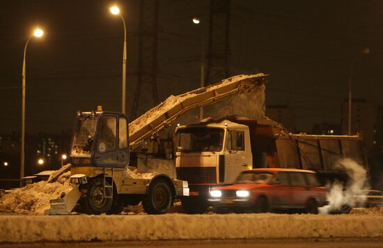 Snow removal in Moscow