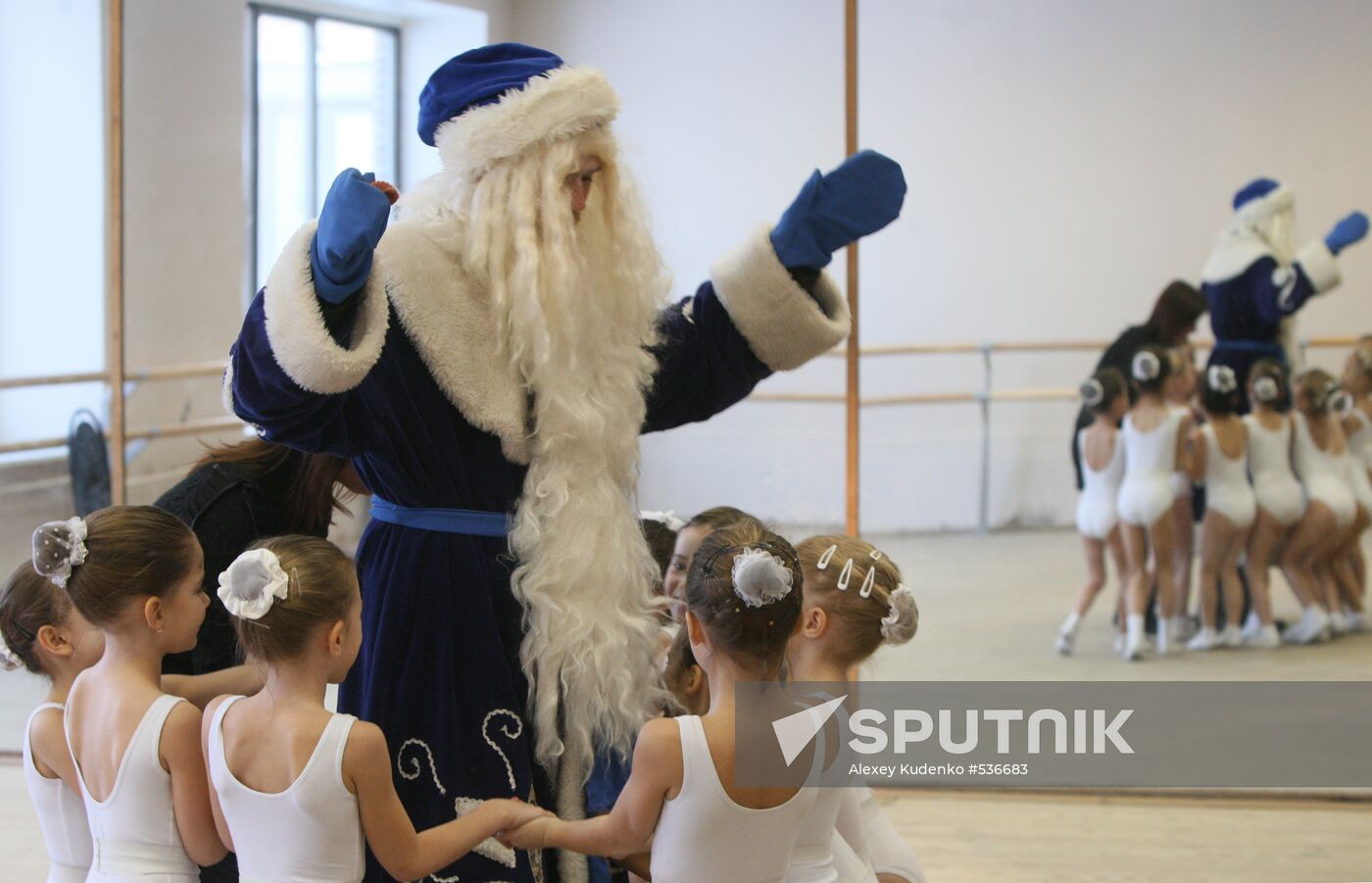 Moscow Santa Claus School holds holiday exams