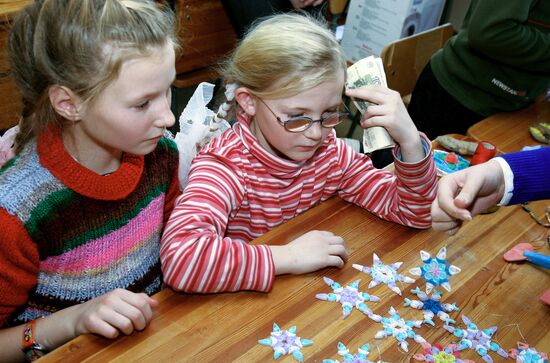 Preparations for New Year celebration at "Sail of Hope" centre