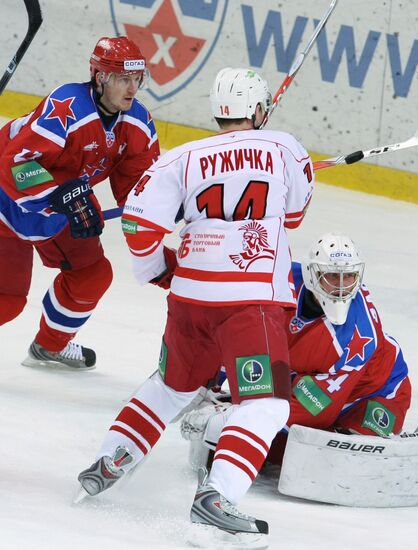 Continental Hockey League: CSKA Moscow vs. Spartak Moscow
