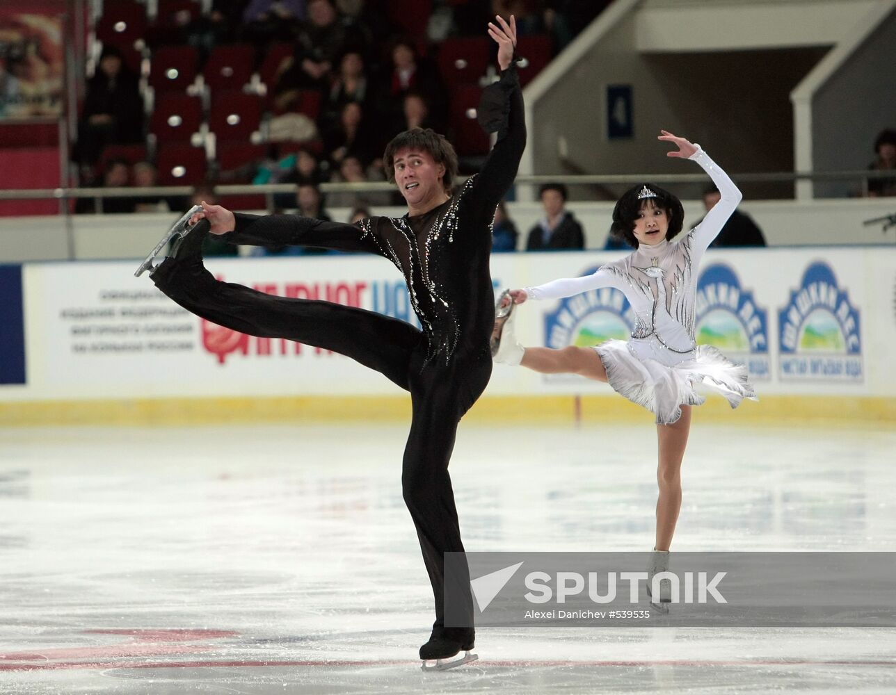 Yuko Kavaguti, Alexander Smirnov