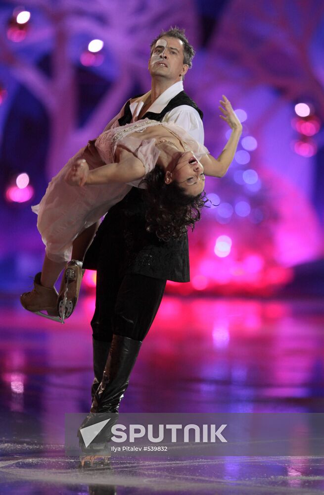 Anzhelika Krylova, Vyacheslav Razbegayev
