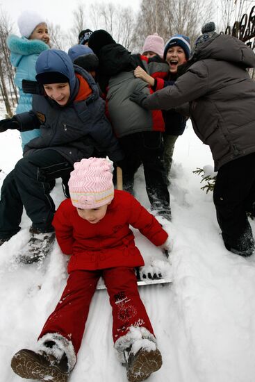 Qış Babay's residence opens in Novy Kyrlai