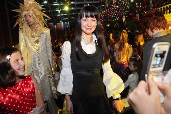 Children's New Year performance in Pushkin Museum of Fine Arts