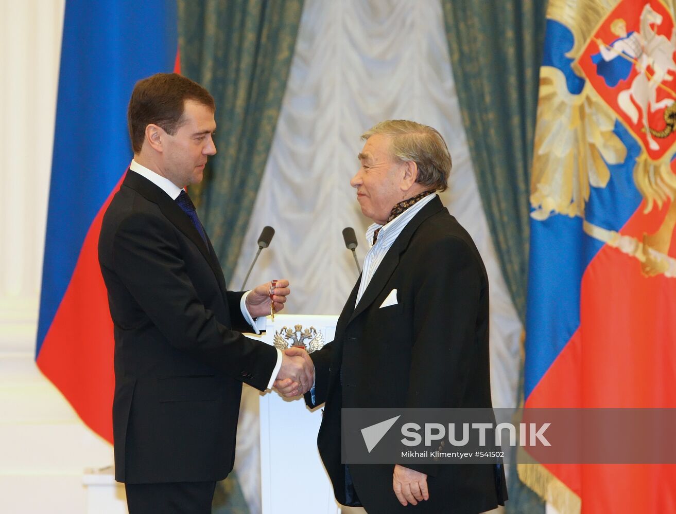 Dmitry Medvedev presents state awards at the Kremlin