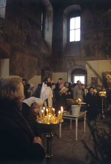 Service in the Purification Monastery