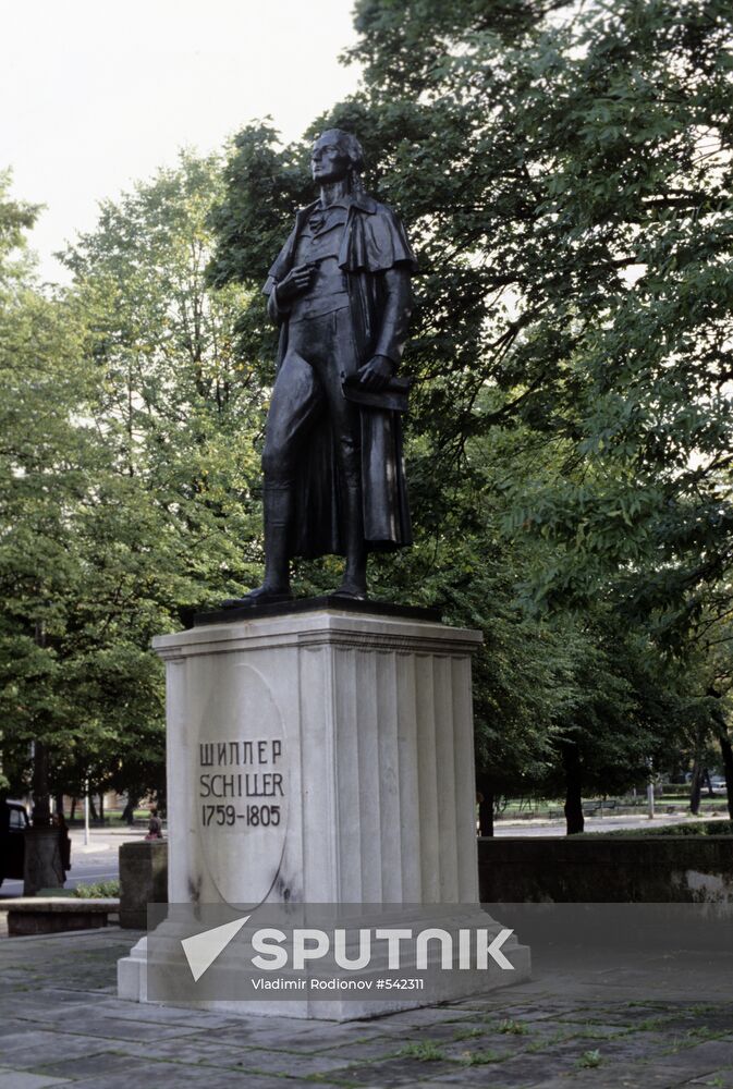 Monument to German poet Friedrich Schiller