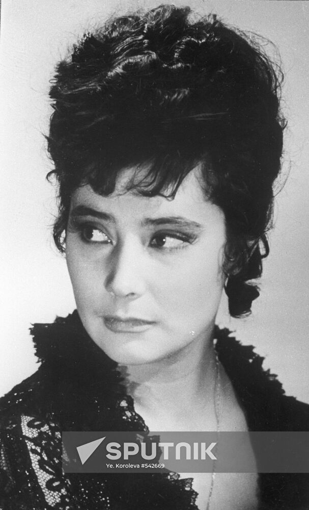 Soviet actress Tatyana Samoilova