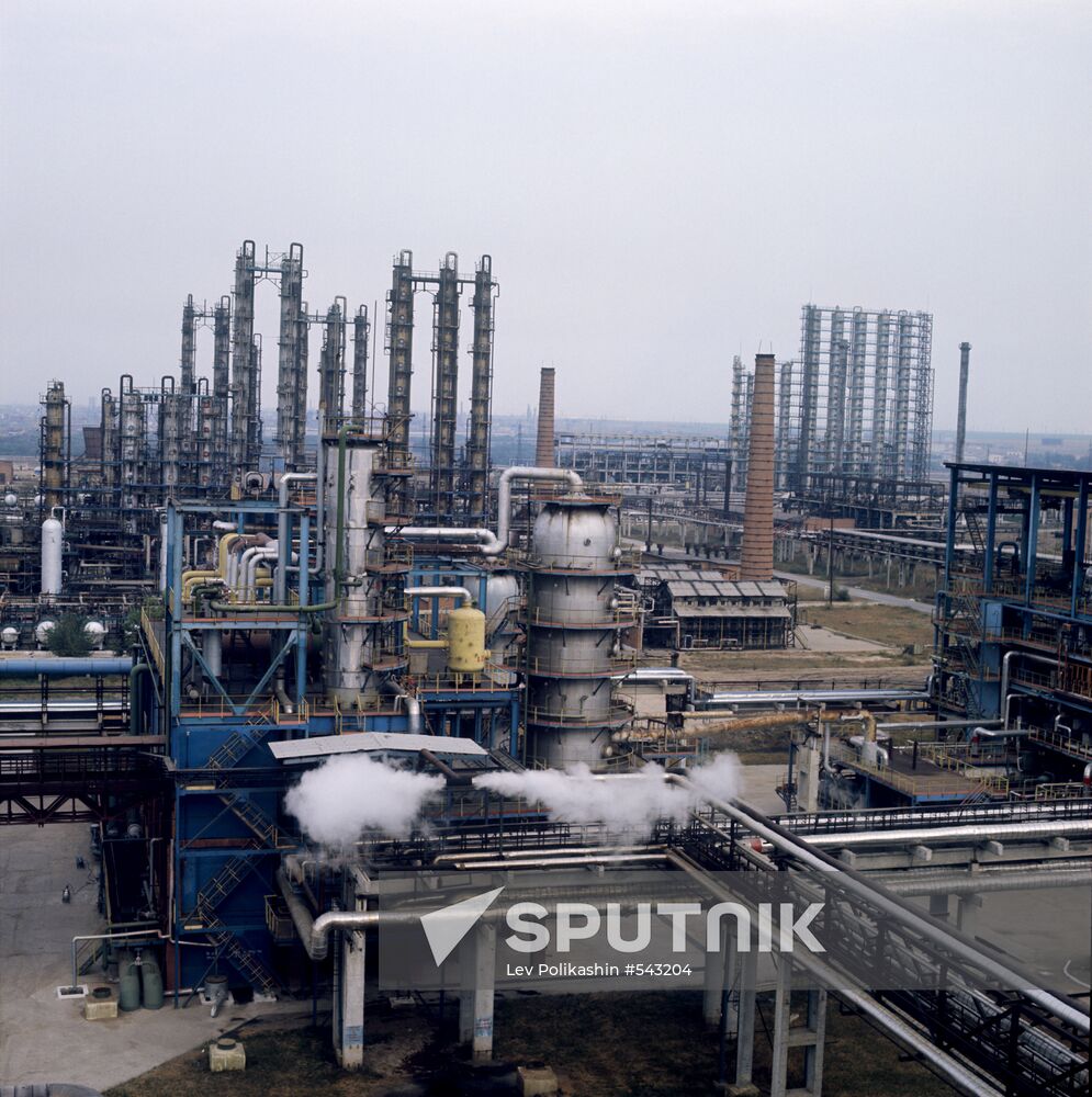 Oil refinery in Novokuybyshevsk