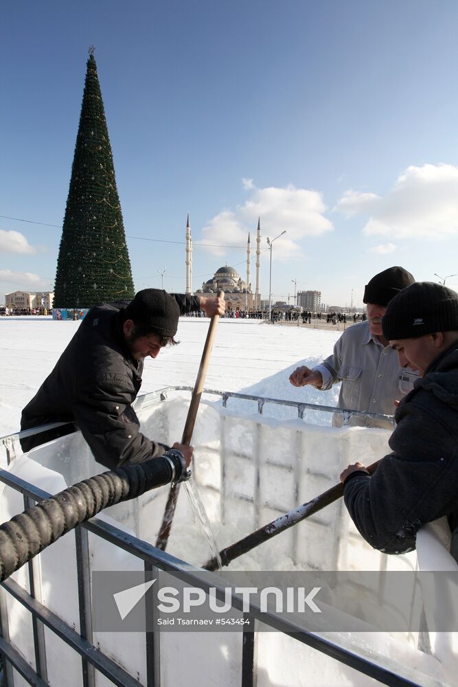 Snow laid around New Year tree in Grozny