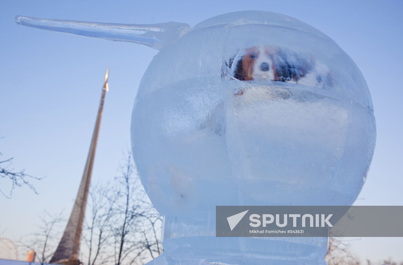 Vyugovei 2010 Ice Sculpture Festival opens in Moscow