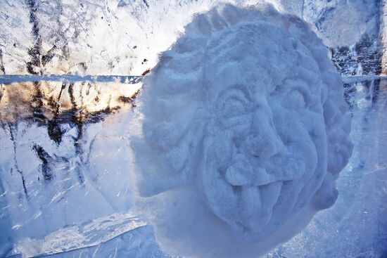 Vyugovei 2010 Ice Sculpture Festival opens in Moscow