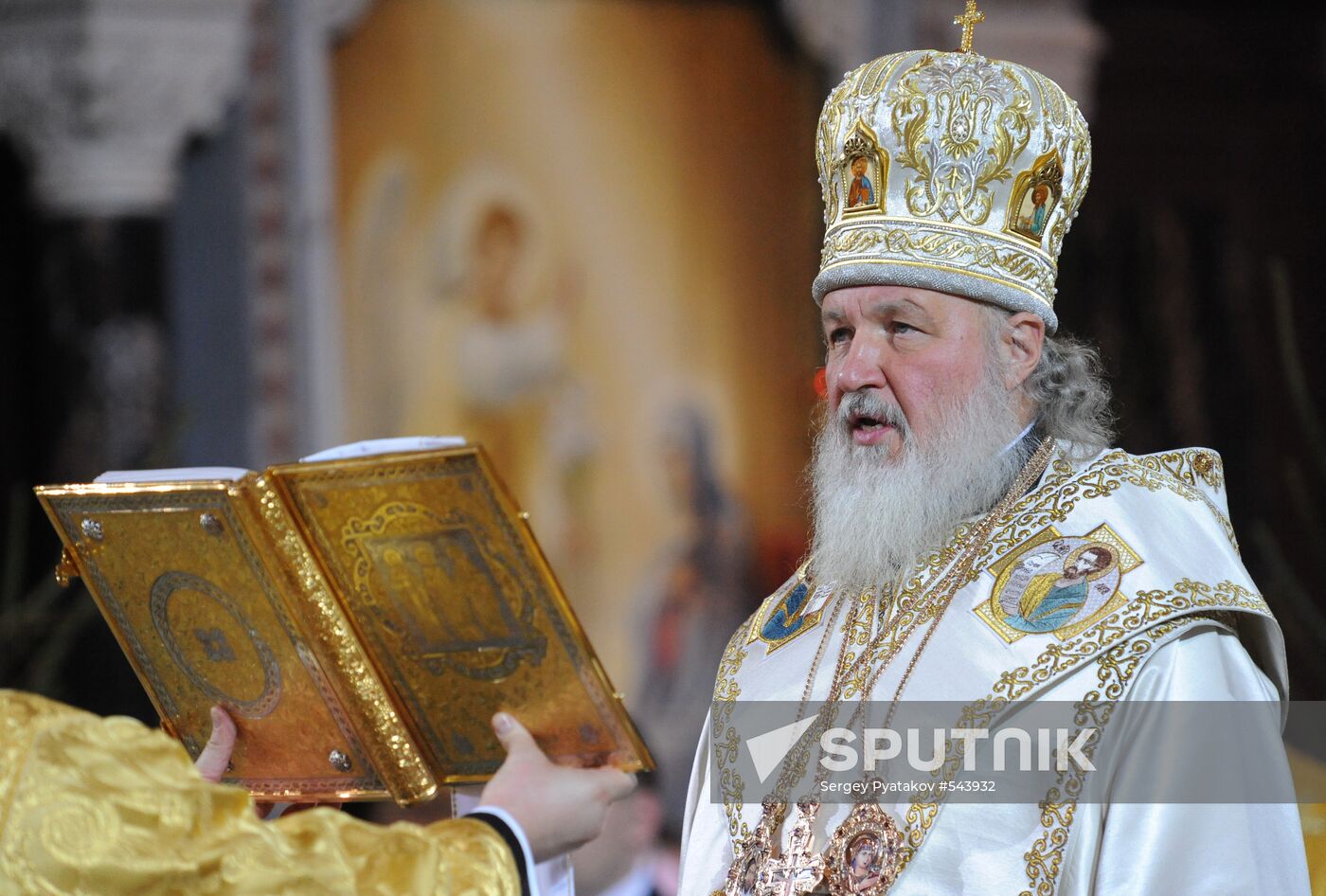 Christmas service in the Cathedral of Christ the Savior