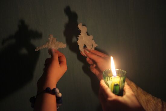 Fortune telling on Holy Evenings after Christmas