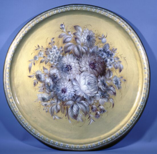Zhostovo tray Lunar